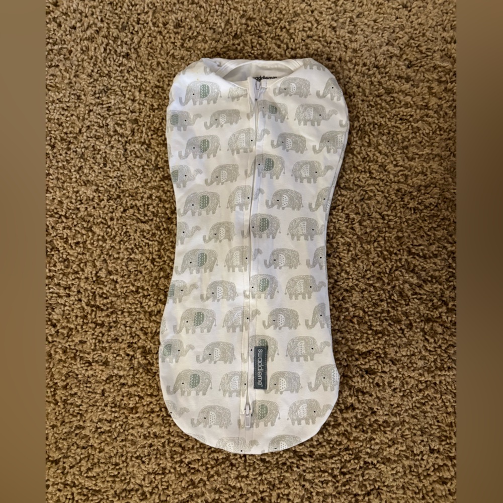 SwaddleME sleep sack / pod